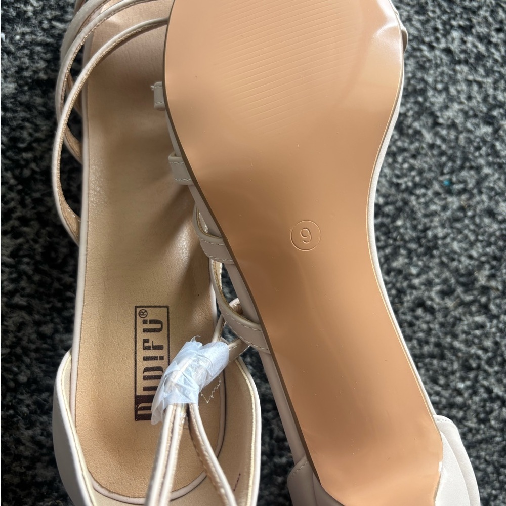 Ankle-Strap Low Heel Sandal in Nude - Picture 9 of 10